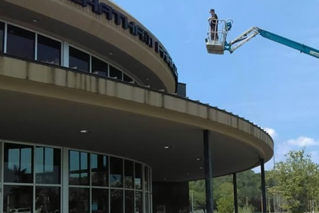 pressure washing